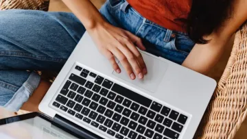 MacBook зможуть мати всі: Apple готує доступний ноутбук з процесором від iPhone