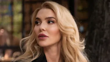 «Босоніж, без сумнівів, тільки до тебе»: новий чуттєвий пост Анни Буткевич