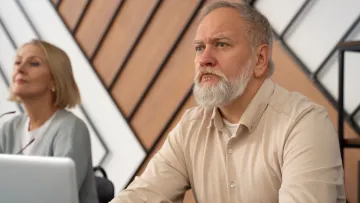 Кадровий голод диктує правила: в Україні масово полюють на працівників віком 60+