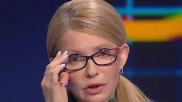 «Вийшла на тропу війни»: Юлія Тимошенко з'явилася у Раді з новою зачіскою