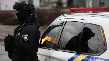 Викрав сотні тисяч доларів та втік: на Рівненщині затримали начальника одного з відділів поліції Києва