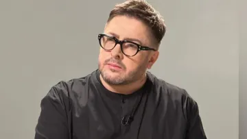 «Ховався за рогом»: Олексій Суханов розповів, як втік із власного побачення