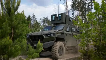 Український бронеавтомобіль Inguar-3 став «мисливцем» за «Шахедами»: як вітчизняний бренд впливає на фронт