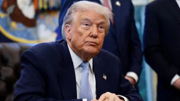 Трамп офіційно підтвердив «дедлайн» для мирної угоди між Україною та росією: коли це буде та що означає