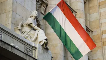 Що буде з грошами та золотом Ощадбанку, які викрала Угорщина: уряд країни зробив офіційну заяву