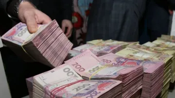 Не дивлячись на війну, в Україні живе чимало мільйонерів: скільки і в яких регіонах мешкають багатії