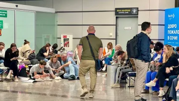 У московських аеропортах затримали або скасували понад 350 рейсів: все через загрозу українських дронів