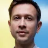 «Ти, чепушило!»: Дмитро Ступка влаштував перепалку з військовим у соцмережах
