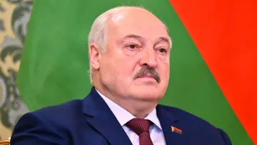 «Без наземної операції – нікуди»: Лукашенко знову почав цікавитися війною та станом білоруського війська