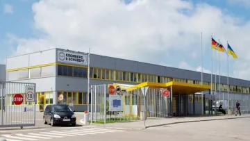 Автомобілі можуть відчути наслідки: «Кромберг енд Шуберт Україна» зупинило роботу через російські атаки