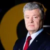 Суд відмовив Порошенку у скасуванні санкцій РНБО: команда експрезидента заявила про тиск з боку СБУ