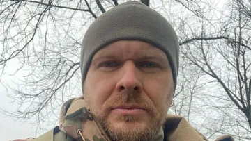 «Самому легше»: 54-річний лідер гурту «Тартак‎» Положинський відверто зізнався, чому досі неодружений