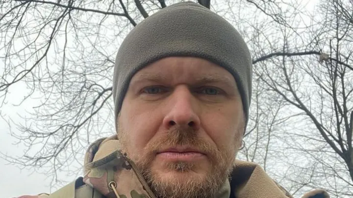 «Самому легше»: 54-річний лідер гурту «Тартак‎» Положинський відверто зізнався, чому досі неодружений