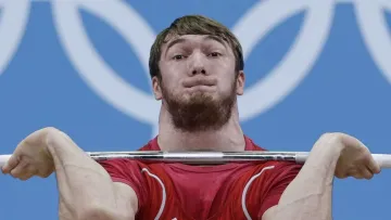 Міжнародна федерація важкої атлетики дозволила росіянам і білорусам виступати на всіх турнірах: деталі рішення 