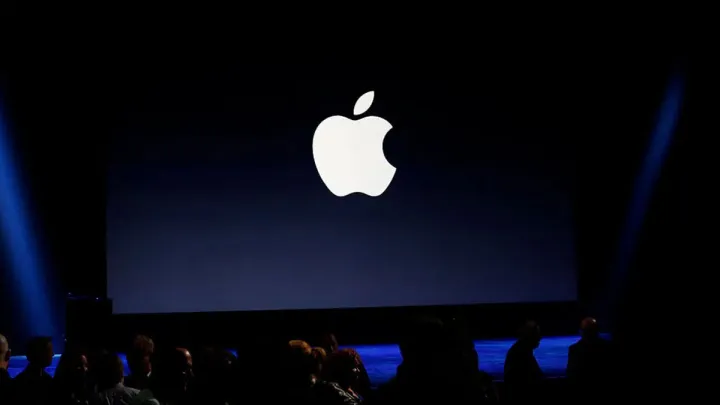 Революційна камера для IPhone 18 Pro: як Apple планує оновлювати смартфони в найближчі роки