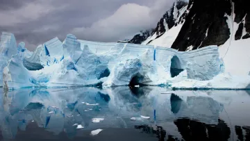 Аномалія під льодами Антарктиди: вчені втратили підводний дрон після несподіваної знахідки