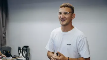 Киянин увійшов до топ-50 найкращих учителів світу: як він потрапив до рейтингу Global Teacher Prize 2025