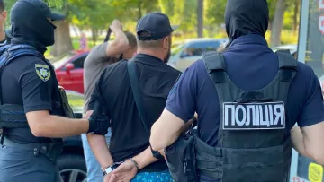 Намалював для кілера план будинку: відомий столичний лікар замовив ліквідацію дружини