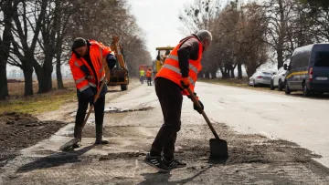 Сотні мільйонів гривень на ремонт доріг: на Київщині виділили рекордну суму на автошляхи