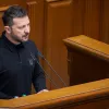Зеленський вніс до Ради законопроєкти про продовження воєнного стану та мобілізації: коли буде голосування