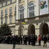 «Сьогодні попрощалися»: Порошенко та Гройсман опублікували фото з похорон Степана Кубіва у Львові