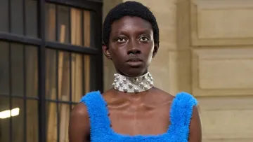 Cobalt blue: новий тренд у світі моди, який варто додати до своїх аутфітів