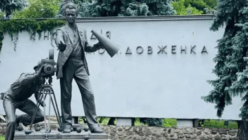 У Києві вибухами пошкодило кіностудію Довженка: наслідки масованої атаки рф