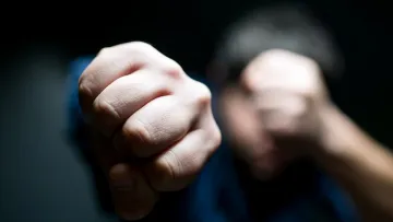 Посилали на війну та вигукували образи про Бандеру: у Познані помилково побили поляка, прийнявши за українця