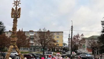 У Білій Церкві встановили найвищий дідух в Україні: як виглядає різдвяний символ