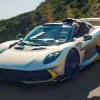 Найшвидший кабріолет Aston Martin в історії: чим здивує гібридний Valhalla Spider