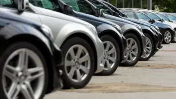 Українці переходять на дешевші авто: рейтинг найпопулярніших машин із пробігом у листопаді