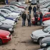 Volkswagen, Audi та Tesla: які вживані авто найбільше завозили в Україну в 2025 році 