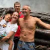 Відпочинок родини Бабкіних за кордоном: романтичні танці посеред магазину та кумедний фінал