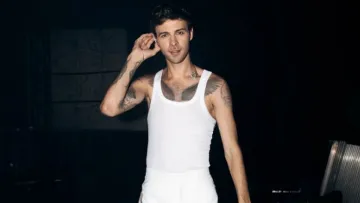 На концерті Барських сталася чутлива історія: хлопець, у якого загинув брат, заспівав із зіркою мовою жестів