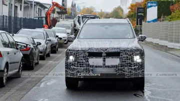 Інтрига навколо покращеного дизайну флагмана BMW: як буде виглядати X7 нового покоління
