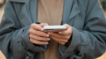 «Один з найважчих днів»: у «Київстар» терміново звернулися до абонентів через масові проблеми з інтернетом