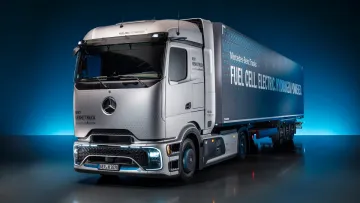 Водень замість дизеля: Mercedes-Benz презентував унікальний тягач NextGenH2 і розкрив плани виробництва – коли випустять