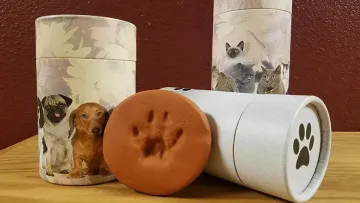 Власник крематорію в США роздавав людям сміття: обманював клієнтів, а рештки тварин викидав 