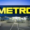 У «Metro Україна» знищено частину товарних запасів через російську атаку: компанія попередила покупців