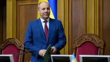 Зеленський присвоїв звання Героя України Андрію Парубію та ще трьом українцям: хто ще отримав відзнаку