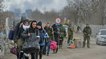 Росіяни готують депортацію мешканців окупованих територій України: відомо, куди їх планують переселити