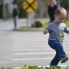 Діти зникають за секунди: юних мандрівників» повернули батькам у Києві та Тернополі – подробиці від поліції
