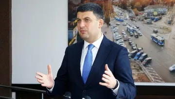 Гройсман показав, як виглядає зараз: експрем’єр опублікував сумне фото з кладовища