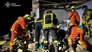 Київ та область потрапили під ворожі атаки: скільки загиблих та постраждалих внаслідок обстрілів