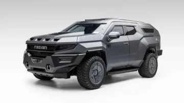 Компанія Rezvani презентувала кросовер Vengeance: броньований джип отримав сучасні технології і люксовий салон