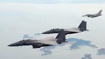 Пілоти розбили два літаки заради красивих селфі: у ВПС розгорівся скандал через шокуючий вчинок військових