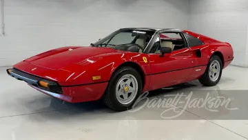 Ferrari 308 з серіалу «Приватний детектив Магнум» продають на аукціоні: біографія та характеристики шокують