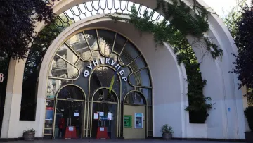 Слідом за харківським метро: київський фунікулер тимчасово припинив роботу – деталі рішення КМДА