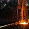 Росіяни втретє за день вдарили по Південному мосту в Києві: фото наслідків прильоту