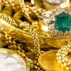 Золото зростає у ціні, а чи варто інвестувати у прикраси: фінансист чітко відповів на питання